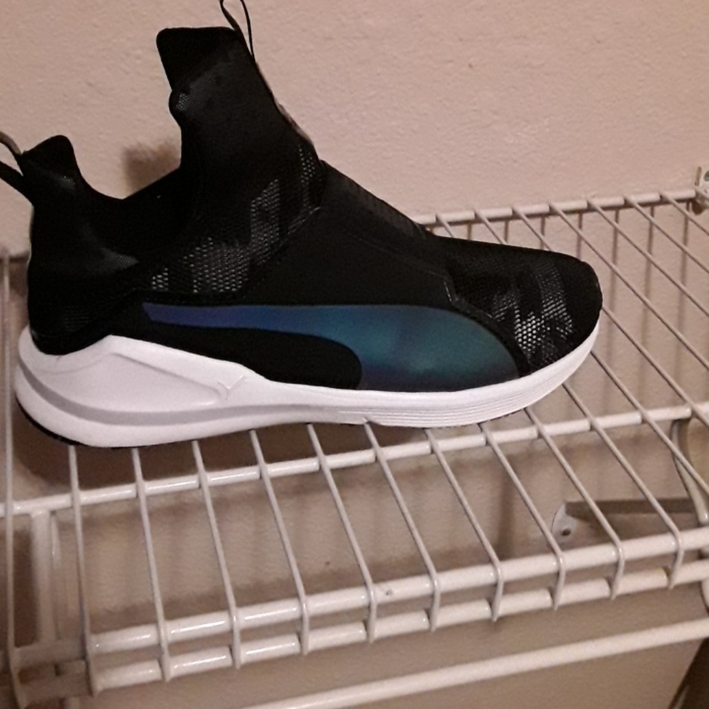 Shoes - Picture 3 of 3